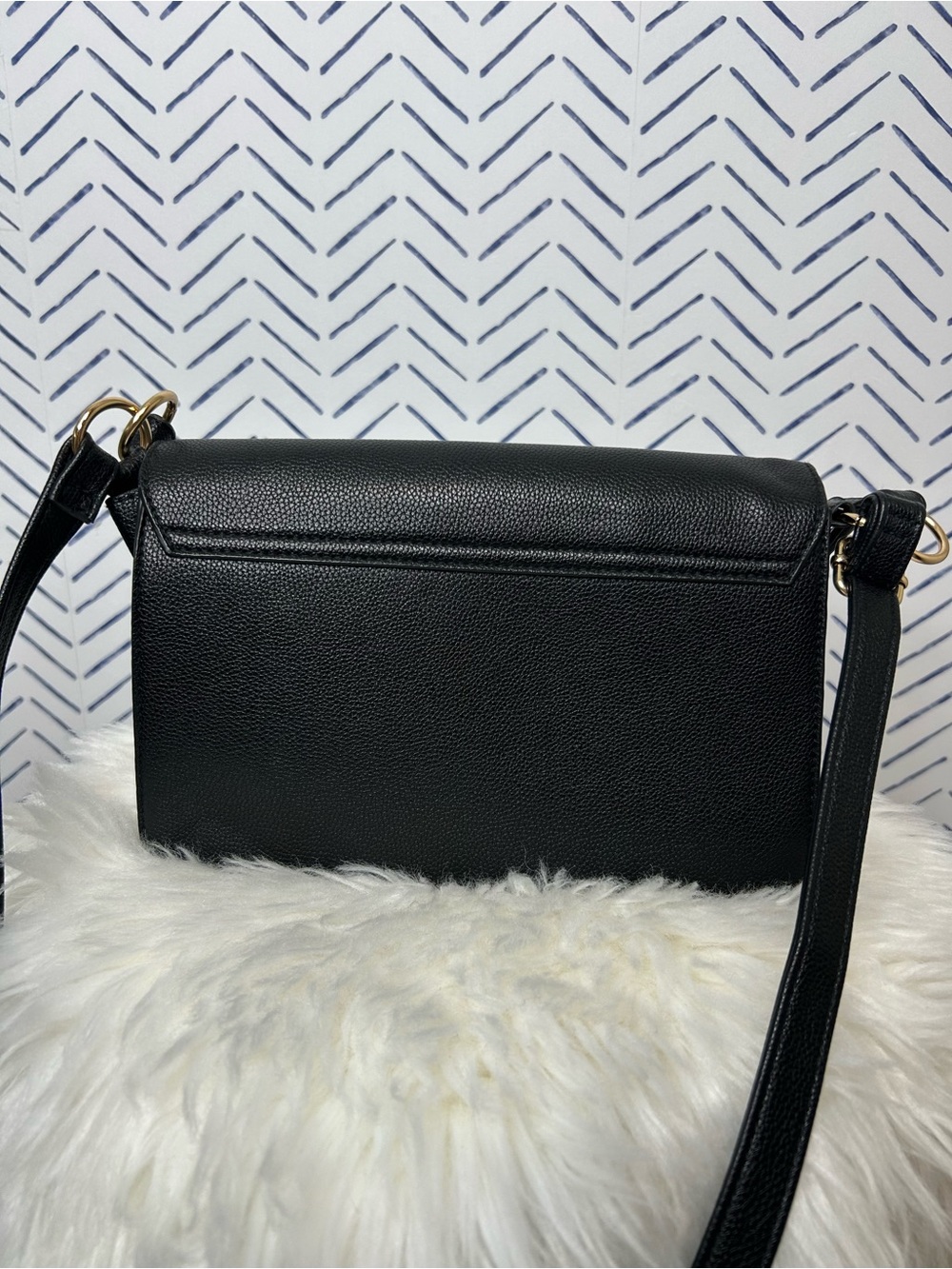 NWT Jones New York Black Leather Crossbody Shoulder Pocketbook - Picture 6 of 9